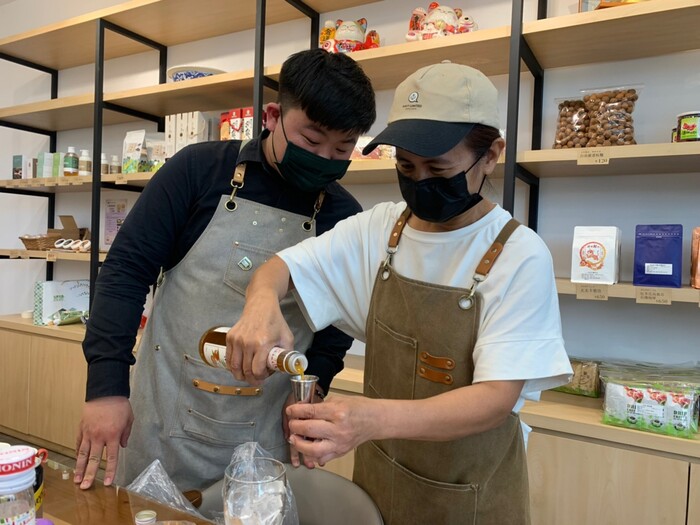 1110421-小歇後手搖飲Make up!圖片