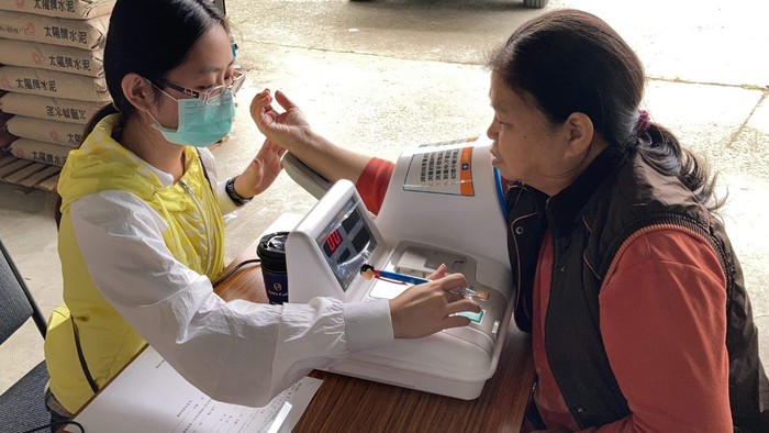 1091114-中華醫大IUSR「善循環」再度推進東山區大客里及東山里圖片