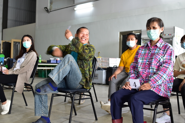 1091114-中華醫大IUSR「善循環」再度推進東山區大客里及東山里圖片