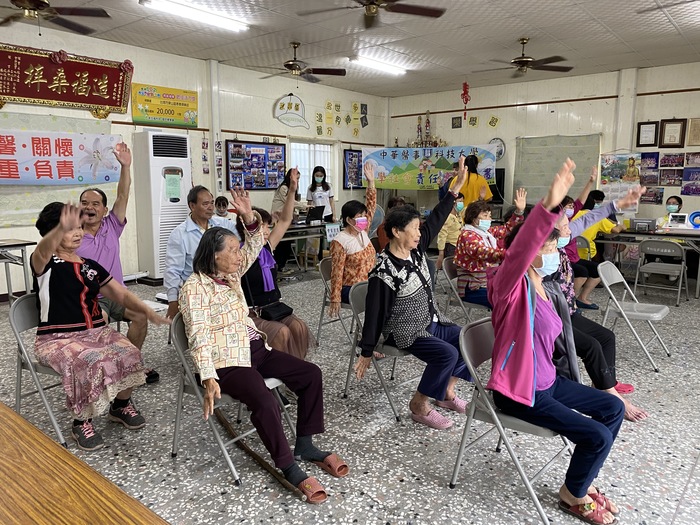 1091114-中華醫大IUSR「善循環」再度推進東山區大客里及東山里圖片