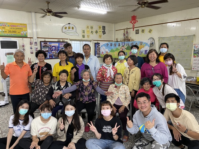 1091114-中華醫大IUSR「善循環」再度推進東山區大客里及東山里圖片